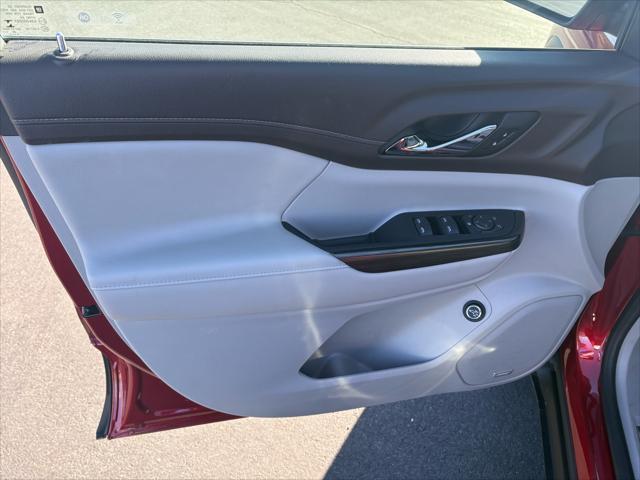 used 2023 GMC Acadia car, priced at $23,770