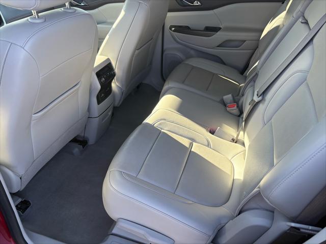 used 2023 GMC Acadia car, priced at $23,770