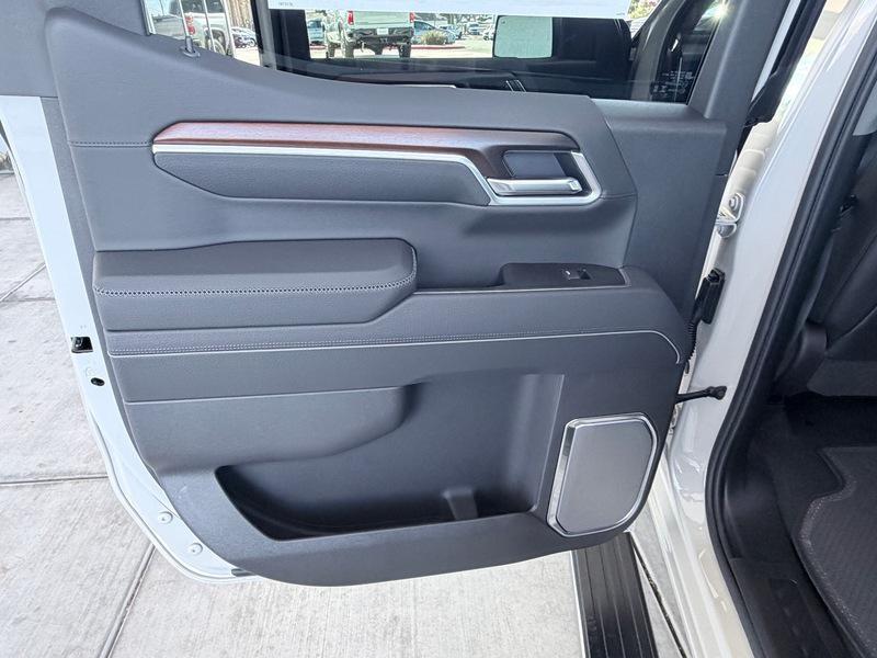 new 2026 GMC Sierra 1500 car, priced at $67,927