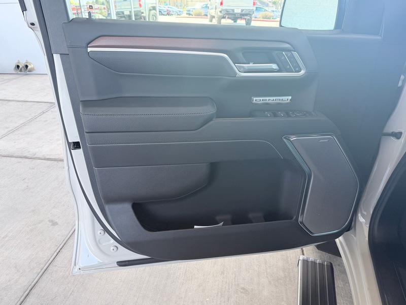 new 2026 GMC Sierra 1500 car, priced at $67,927