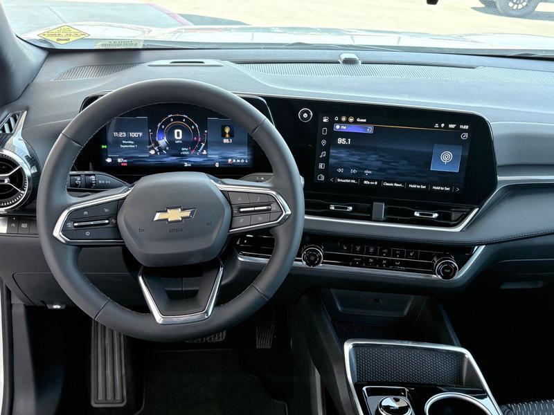 new 2026 Chevrolet Equinox car, priced at $29,995