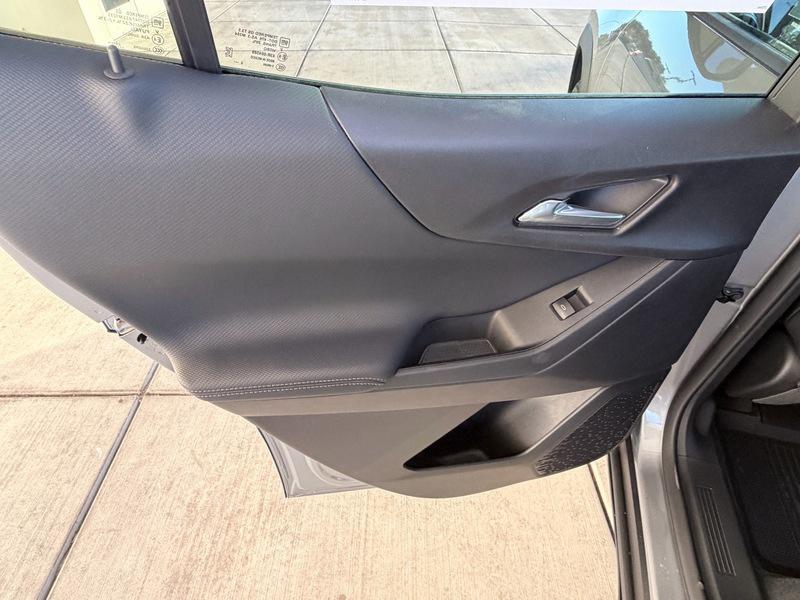 new 2026 Chevrolet Equinox car, priced at $32,943