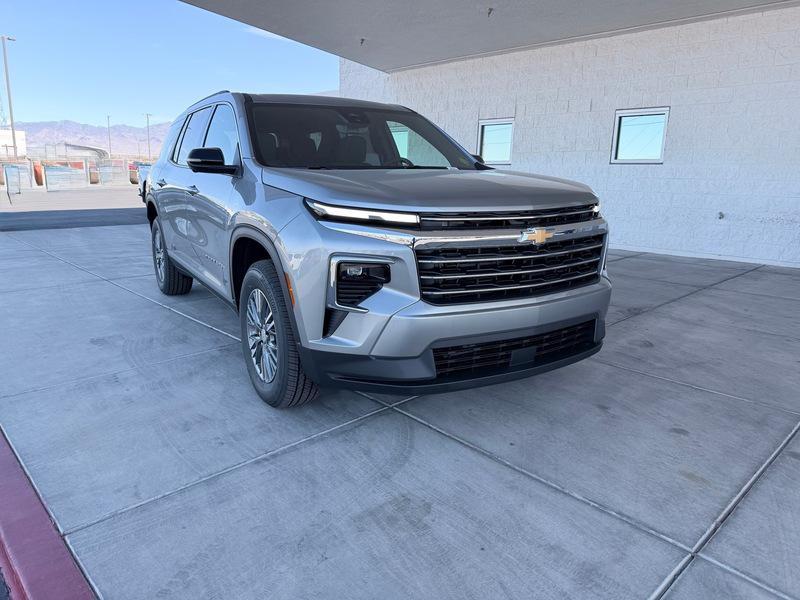 new 2026 Chevrolet Traverse car, priced at $44,345