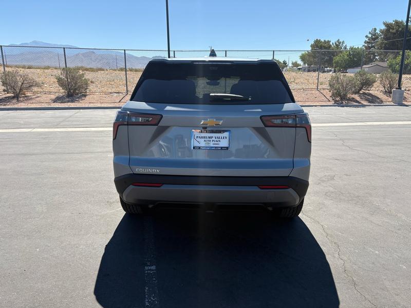 new 2026 Chevrolet Equinox car, priced at $28,695