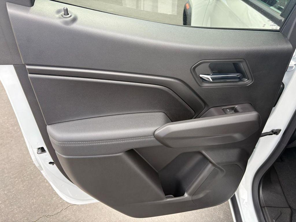 new 2025 GMC Canyon car, priced at $41,669