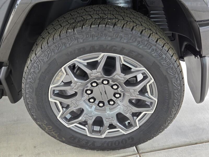 new 2025 GMC HUMMER EV SUV car, priced at $86,215