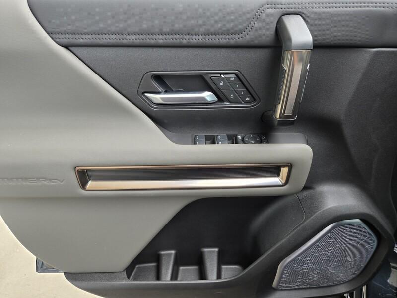 new 2025 GMC HUMMER EV SUV car, priced at $86,215