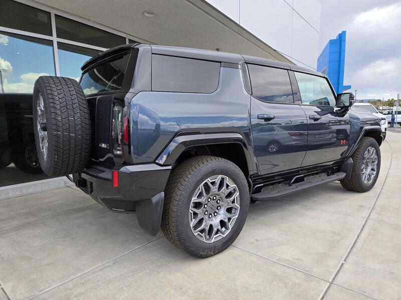 new 2025 GMC HUMMER EV SUV car, priced at $86,215