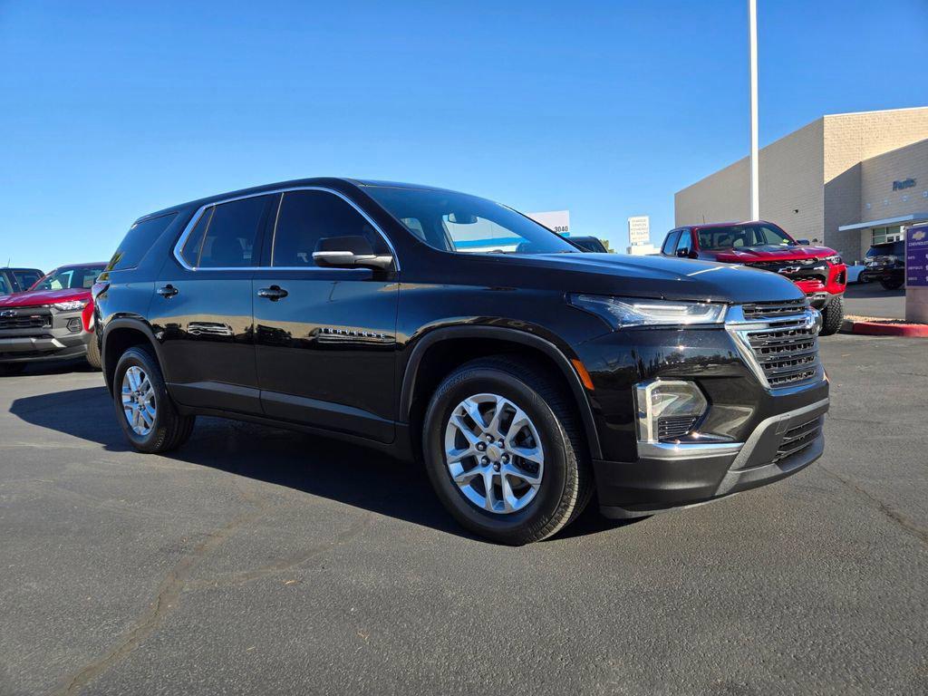 used 2023 Chevrolet Traverse car, priced at $25,463
