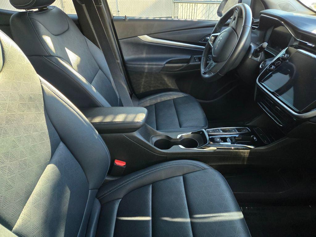 used 2022 Chevrolet Bolt EUV car, priced at $19,426