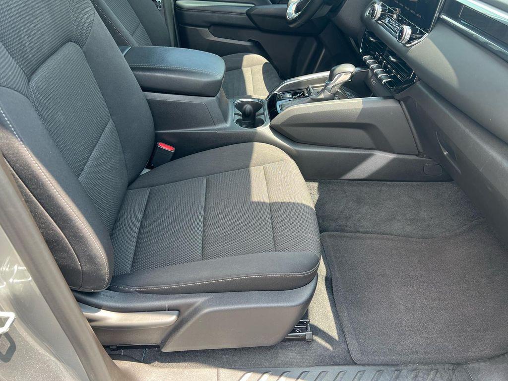 used 2024 GMC Canyon car, priced at $34,576