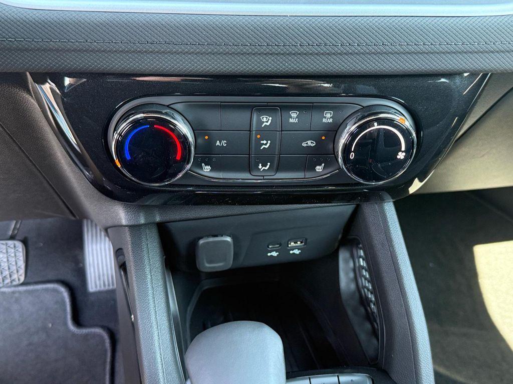 new 2026 Chevrolet TrailBlazer car, priced at $28,460