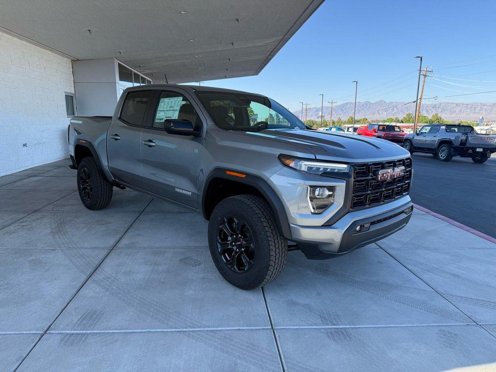 new 2025 GMC Canyon car, priced at $41,232