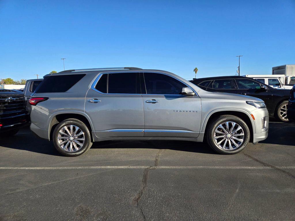 used 2023 Chevrolet Traverse car, priced at $32,976