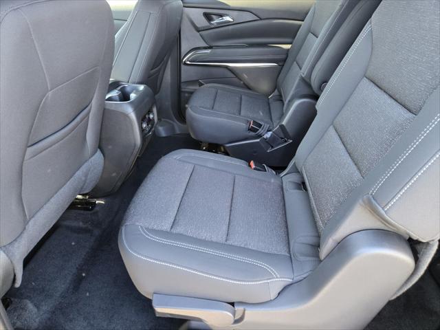 new 2025 Chevrolet Traverse car, priced at $42,695