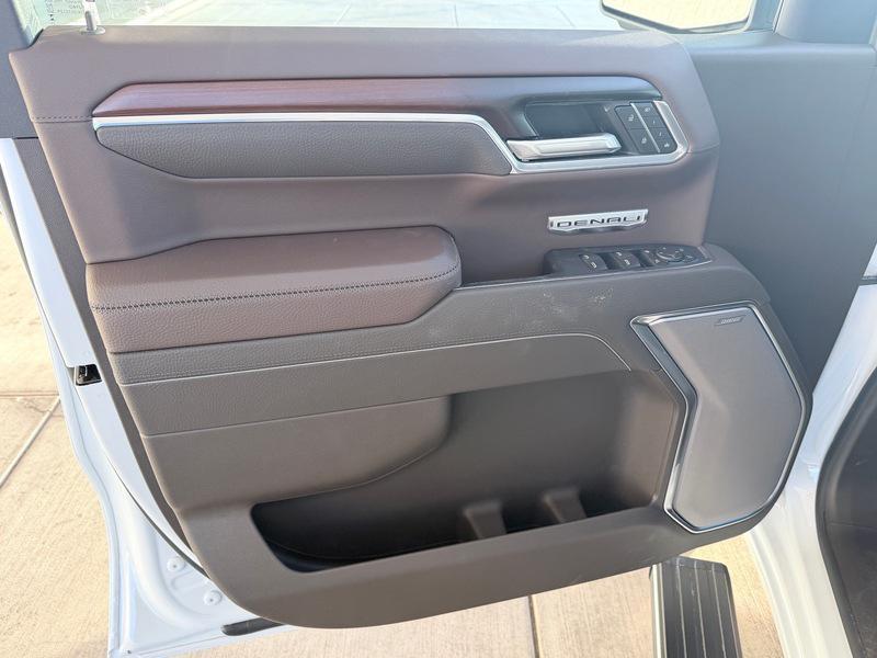 new 2026 GMC Sierra 1500 car, priced at $75,373