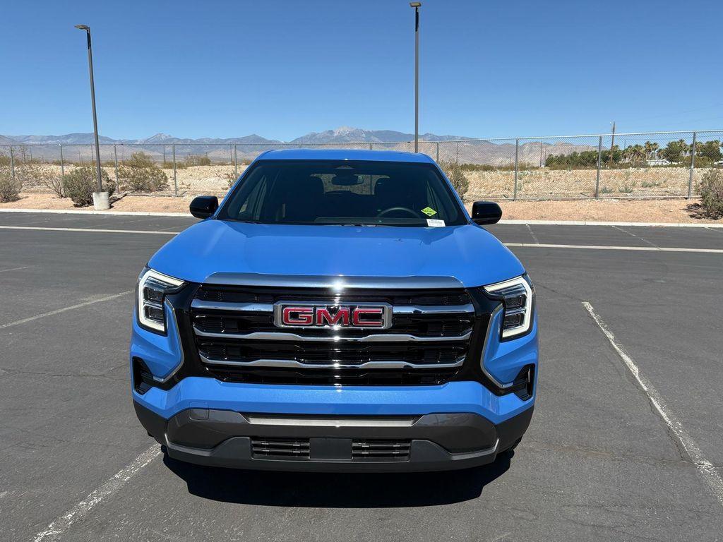 new 2025 GMC Terrain car, priced at $31,518