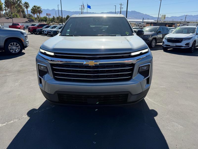 new 2026 Chevrolet Traverse car, priced at $43,655