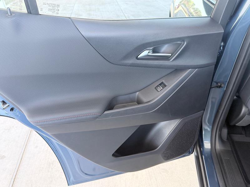 new 2026 Chevrolet Equinox car, priced at $33,308