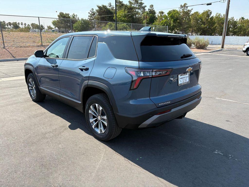 new 2026 Chevrolet Equinox car, priced at $30,106