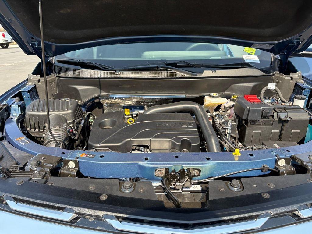 new 2026 Chevrolet Equinox car, priced at $30,106