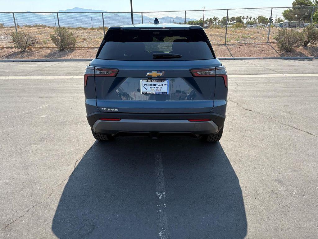 new 2026 Chevrolet Equinox car, priced at $30,106