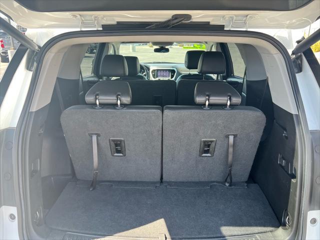 used 2023 GMC Acadia car, priced at $23,914