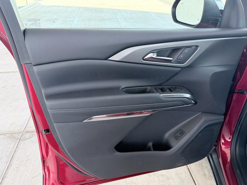 new 2026 Chevrolet Traverse car, priced at $44,840