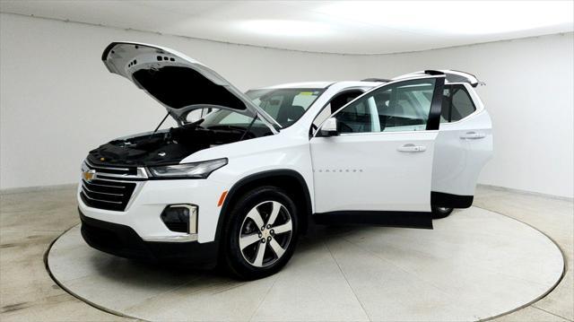 used 2022 Chevrolet Traverse car, priced at $25,788