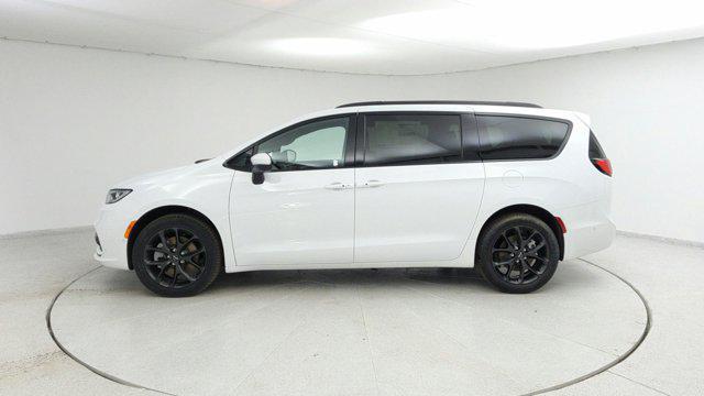 new 2023 Chrysler Pacifica car, priced at $48,105