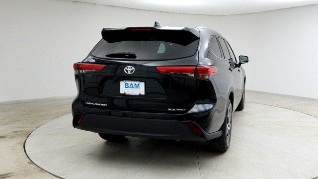 used 2021 Toyota Highlander car, priced at $27,888