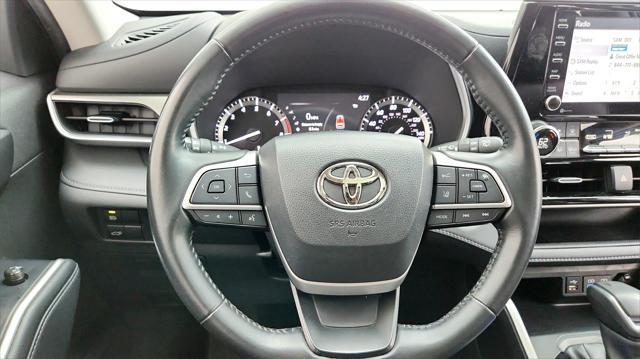 used 2022 Toyota Highlander car, priced at $29,988