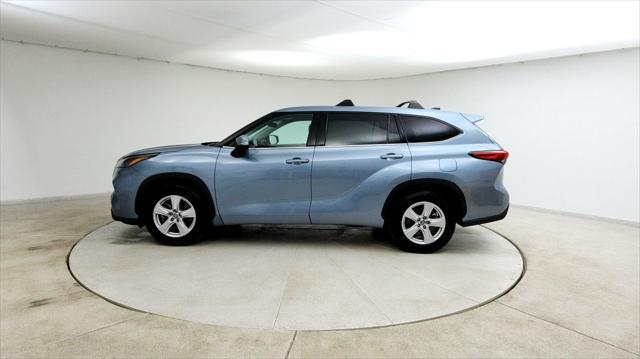 used 2022 Toyota Highlander car, priced at $25,988