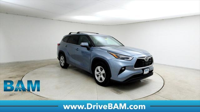 used 2022 Toyota Highlander car, priced at $25,988