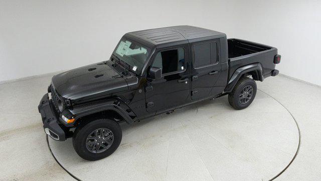 new 2024 Jeep Gladiator car, priced at $47,480