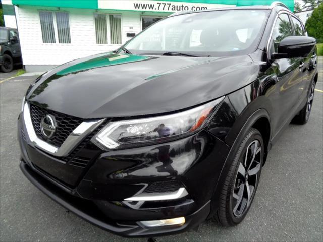 used 2020 Nissan Rogue Sport car, priced at $19,995