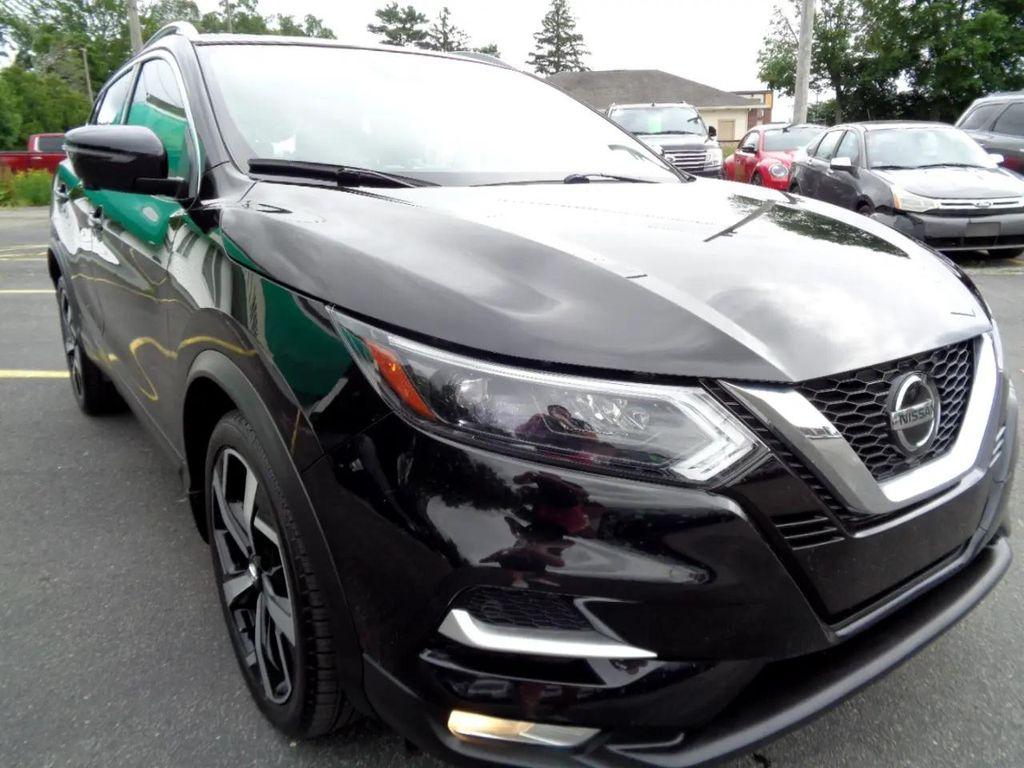 used 2020 Nissan Rogue Sport car, priced at $19,995