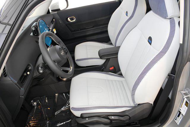 new 2025 MINI Hardtop car, priced at $32,345