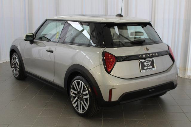 new 2025 MINI Hardtop car, priced at $32,345