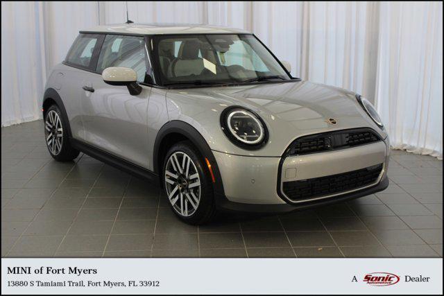 new 2025 MINI Hardtop car, priced at $32,345