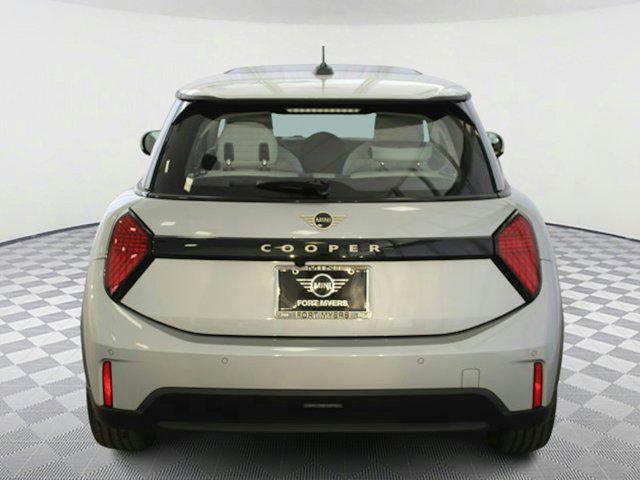 new 2025 MINI Hardtop car, priced at $32,345