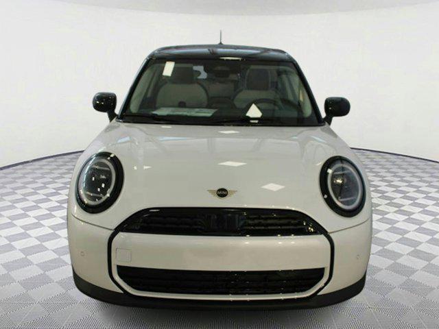new 2025 MINI Hardtop car, priced at $30,211