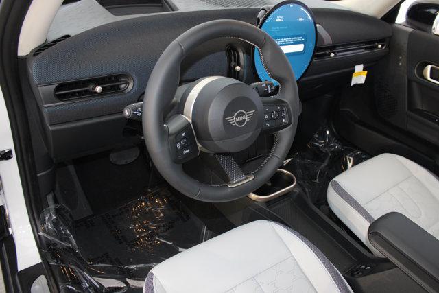 new 2025 MINI Hardtop car, priced at $32,525
