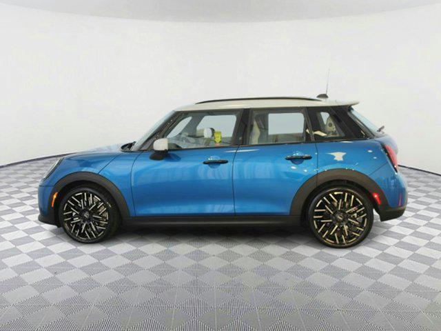 new 2025 MINI Hardtop car, priced at $35,542