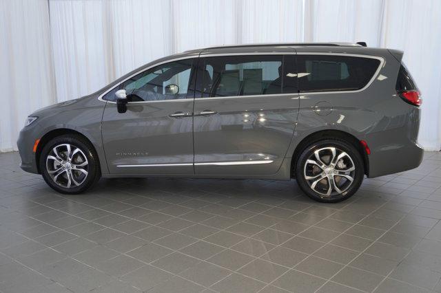 used 2023 Chrysler Pacifica car, priced at $43,998