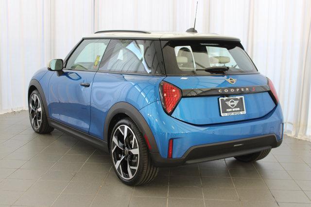 new 2025 MINI Hardtop car, priced at $38,725