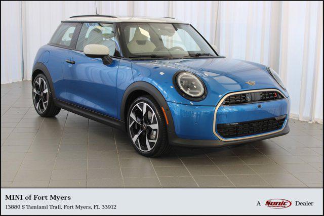 new 2025 MINI Hardtop car, priced at $38,725