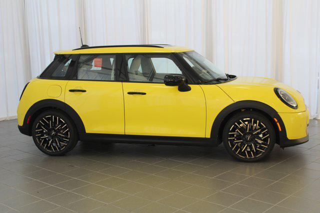 new 2025 MINI Hardtop car, priced at $39,545