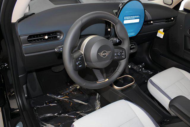 new 2025 MINI Hardtop car, priced at $37,475