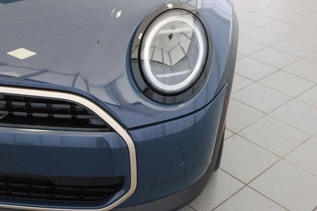 used 2025 MINI Hardtop car, priced at $29,596